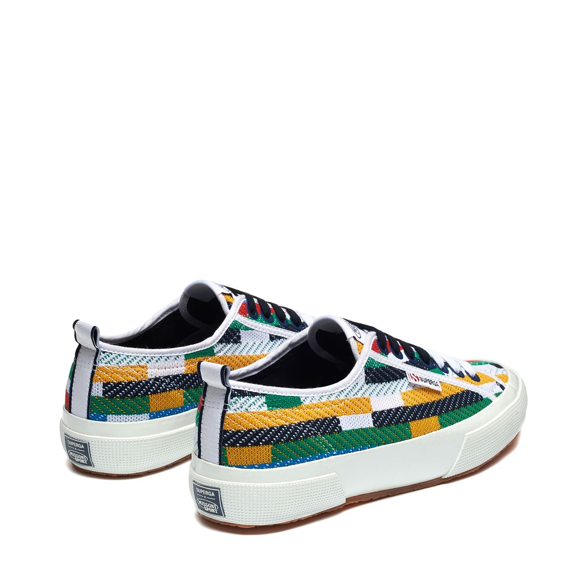 Multicolor Knitted